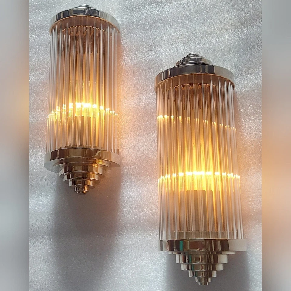 Aplique de pared Art Deco rascacielos - Lámpara de pared decorativa de latón níquel y varilla de vidrio Foto 2 de 4