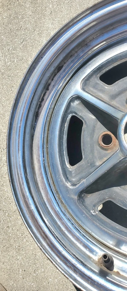 Колесо ралли 14 X 6 810 Buick Skylark GS400 спортивный универсал 68 69 70 71 72 1969 1970 - Изображение 4 из 4