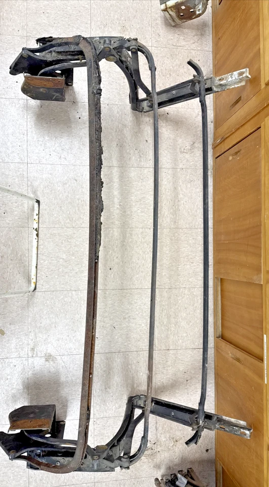 原始设备制造商可转换车顶折叠顶轨系统 1963 - 1964 年福特银河 500 XL (BM) — 第 3/4 张图片