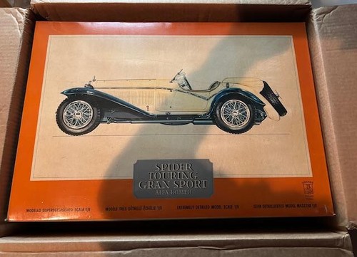 Eladó POCHER ALFA ROMEO Spider Touring 1932 1:8-as modell