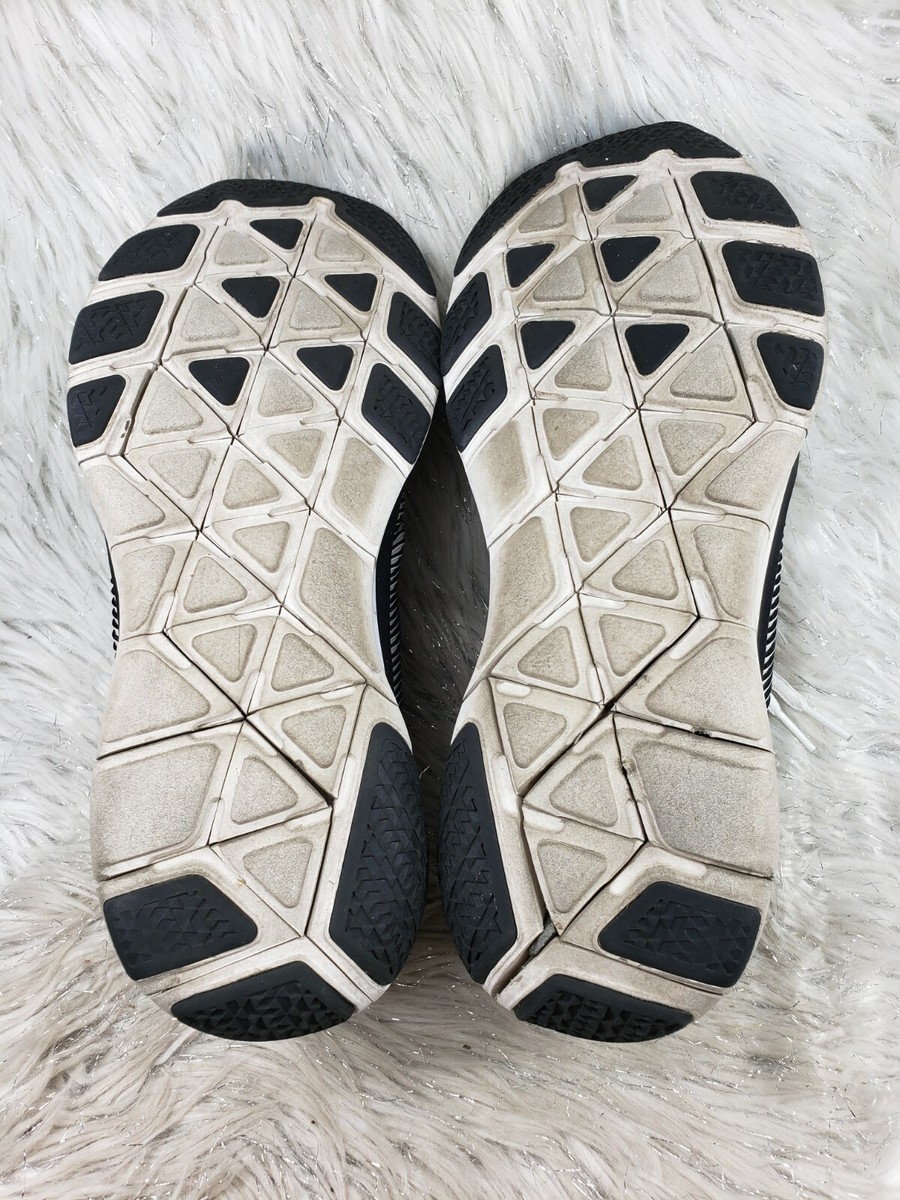 NIKE Flywire Training 833258-100 White Black Sneakers Size NIKE Flywire Training 833258-100 White Black Sneakers Size