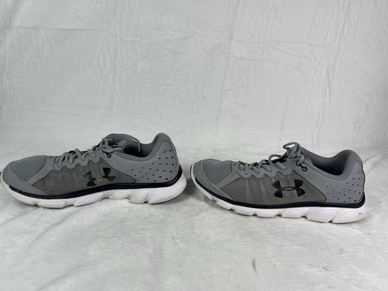 Under Armour Charged Assert 6 Athletic Running Sn… - image 2