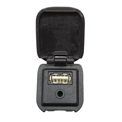 OEM Style USB Anschluss zum Einbau in für Mazda Modelle mit KD45669U0