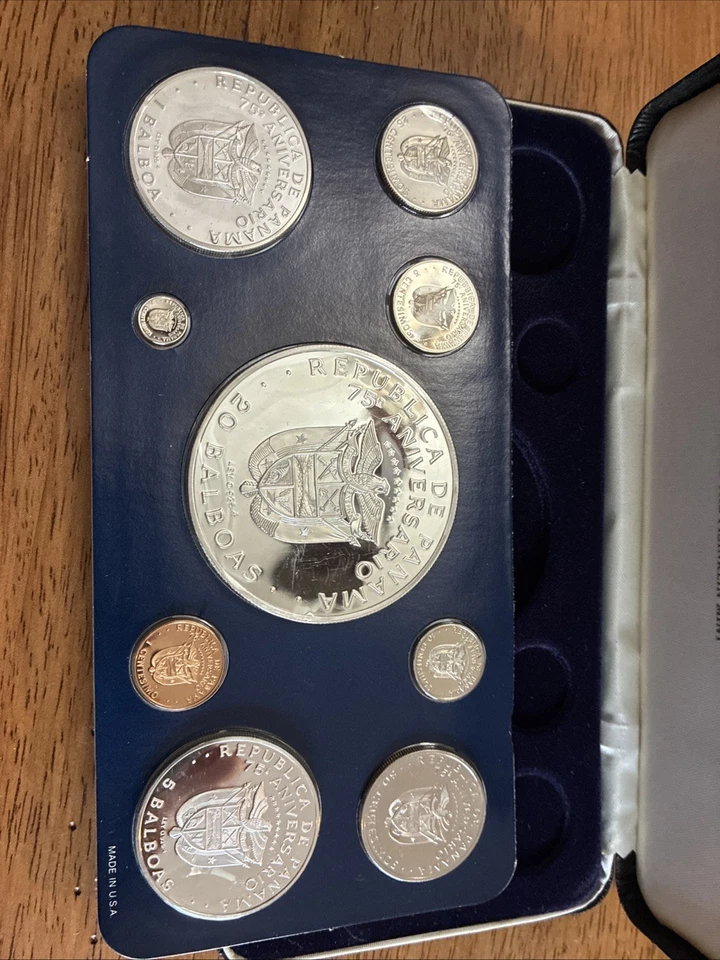 1978 Coinage of The Republic of Panama Nine Coin Proof Set Silver.925 - Image 2 of 4