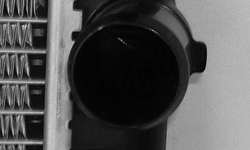 Radiador para 08-14 Cadillac CTS 3,6 L V6 automático fila única 15932855 Foto 3 de 4