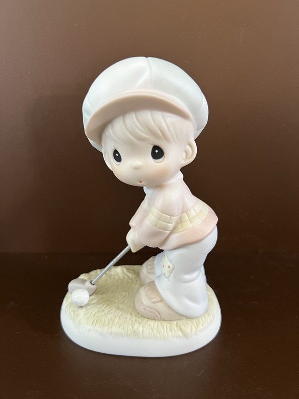 Precious Moments Figurine "Lord Help Me To Stay On Course" Golfer #532096 w/Box