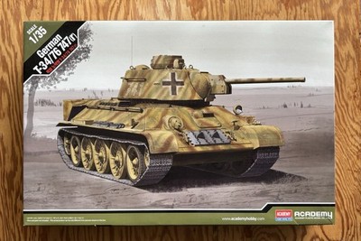 Academy German T-34/76 747(r) 1:35 Scale Tank Model Kit #13502 New In Open Box