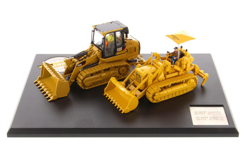 Diecast Masters 85559 1/50 Scale Caterpillar 977D Diecast Masters 85559 1/50 Scale Caterpillar 977D