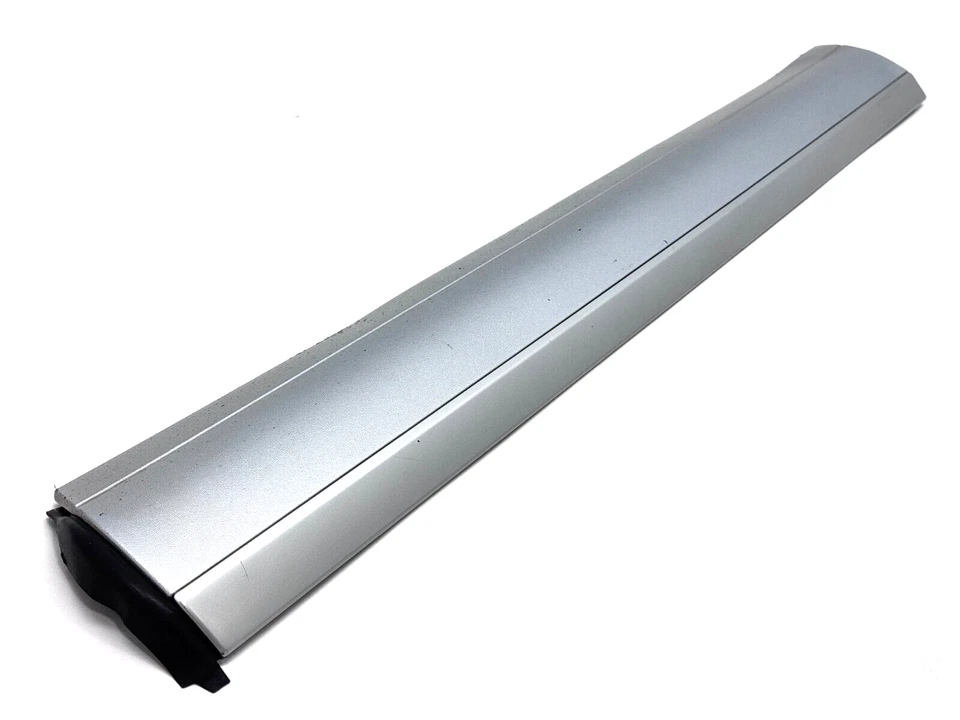 PORSCHE CAYENNE 955 957 2003-2010 PUERTA DELANTERA DERECHA MOLDURA OEM PLATEADO Foto 2 de 4