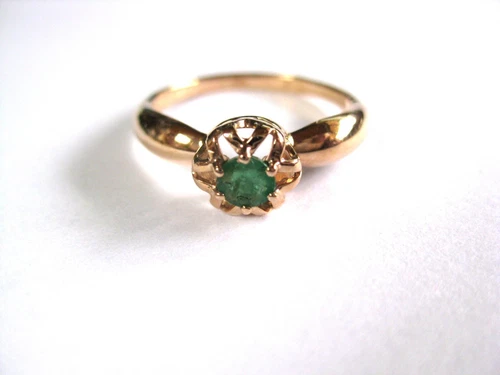 Antique Ring Gold 585 with Emerald, 1.81 g