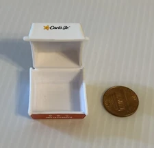 Zuru 5 Surprise Mini Brands Foodie -Series 1 -Carl's Jr. Burger Takeaway Box