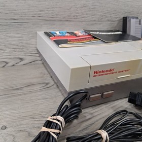 Sistema de Entretenimiento Nintendo Original NES Juego de Acci&oacute;n Consola con Manual, Funciona