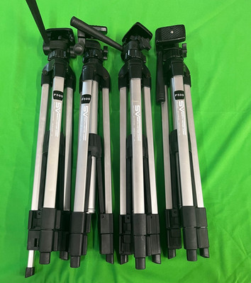 Lot of 4 - Smith-Victor P500 Pinnacle Digital Economy Tripod