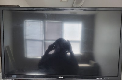 32'' LED LCD HDTV