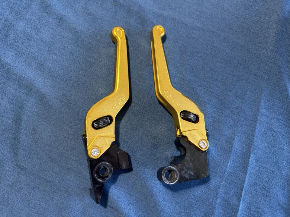 Palancas de embrague de freno cortas ajustables doradas MZS para Yamaha FZ07 MT07 FZ09 MT09 Foto 2 de 4