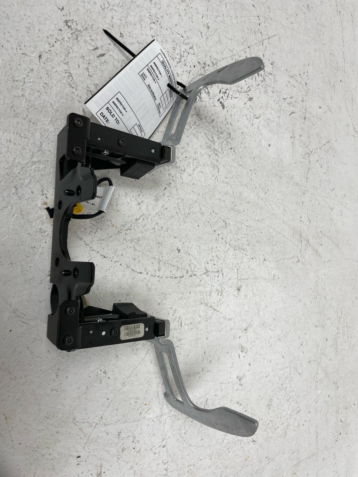 2017-2024 MASERATI LEVANTE STEERING WHEEL PADDLE SHIFTER OEM