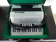 Akkordeon Hohner Concerto III T 72 Bässe 5/2 Register