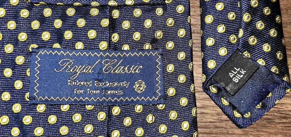 Corbata Royal Classic Tom James Para Hombre Azul Marino Amarillo Seda Lunares Hecha a Mano EE. UU. Foto 4 de 4