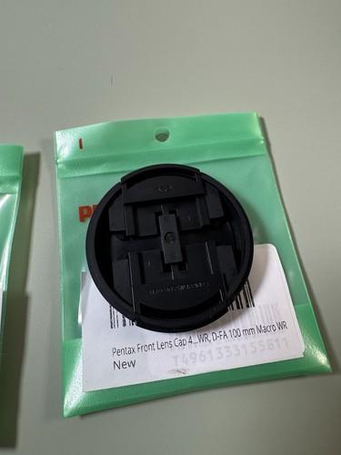 NOS Pentax OEM 52mm front lens Cap ForFilm or Digital K mount Lens Set Of 2 NEW - Picture 4 of 5
