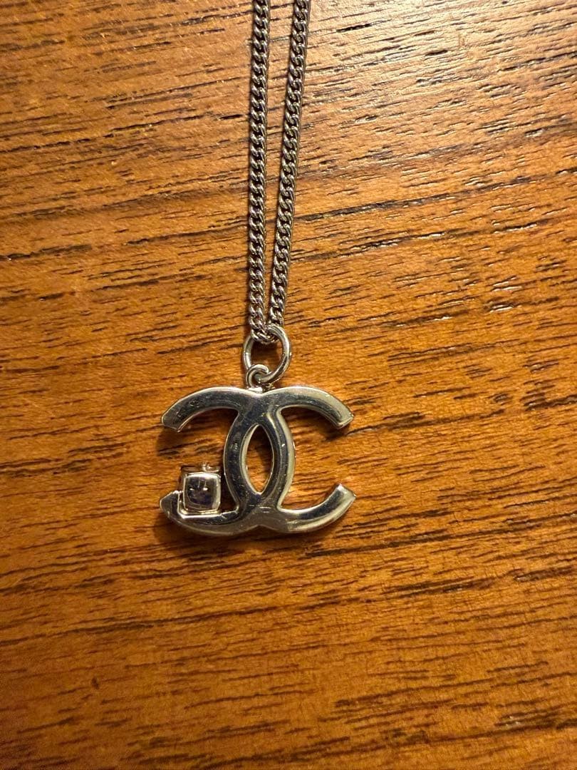 CHANEL Silver Chain Necklace with Coco Mark Black Stone Made in Italy Used thumbnail 3