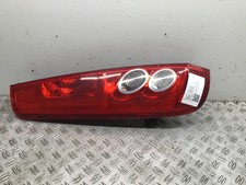 Rückleuchte links Außen  Ford Focus (DAW, DBW) Heckleuchte Links Außen 654703