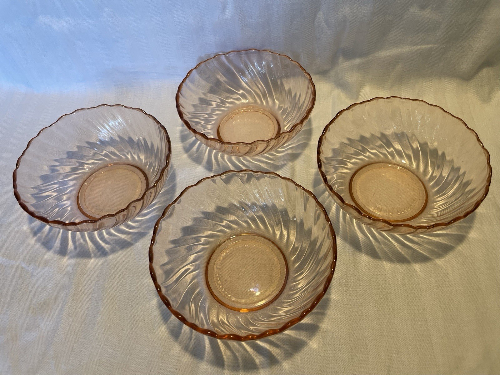 ARCOROC Set of 4 Pink Rosaline Swirl Small Glass Bowls 5