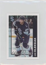 2023-24 Topps NHL Sticker Collection Jamie Oleksiak #424 e6j