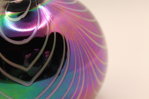 Iridescent Black Glass Perfume Bottle & Stopper Pulled Feather Signed CG 1989 - Picture 5 of 12