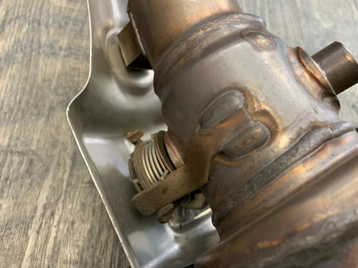 Kawasaki 2005 2006 ZX6R ZX636 Ninja OEM Muffler Exhaust Slip Kawasaki 2005 2006 ZX6R ZX636 Ninja OEM Muffler Exhaust Slip