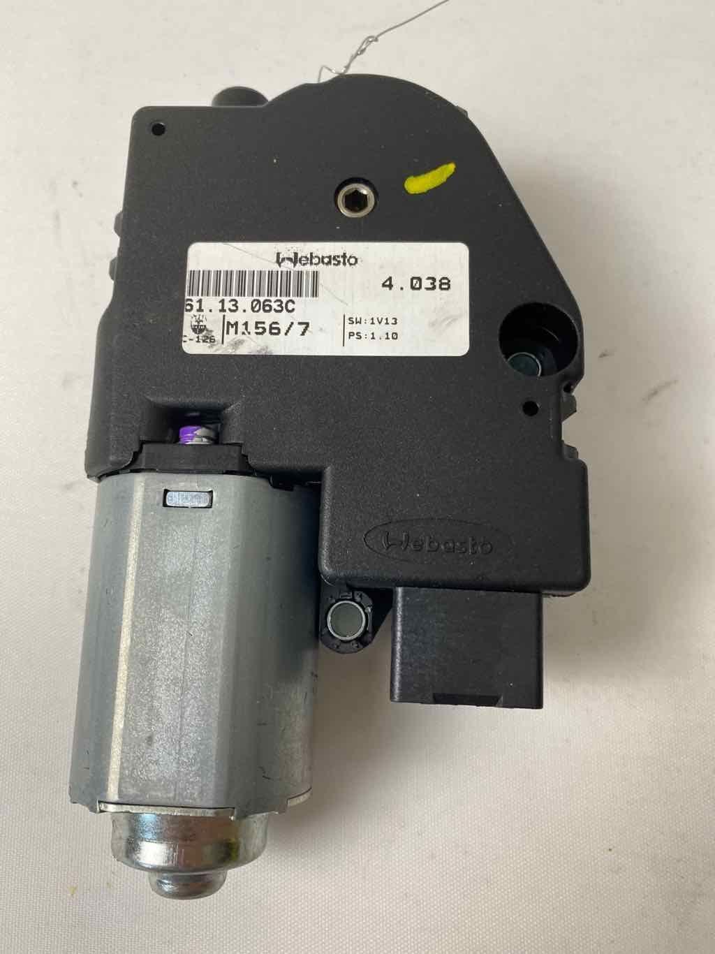 Sun Roof Motor MASERATI GHIBLI 14 31K miles PN: 06700074010
