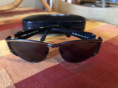 VINTAGE Retro Fendi Logo 298 Sunglasses Oval Gold Black Metal