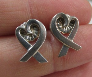 Authentic Tiffany & Co. Sterling Silver Heart-Shaped Earrings ~ 2.5g ~ CS-7303
