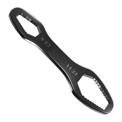 Multifunction Hand Tool Wrench Convenient Repair Auto Mechanical Tool Hand