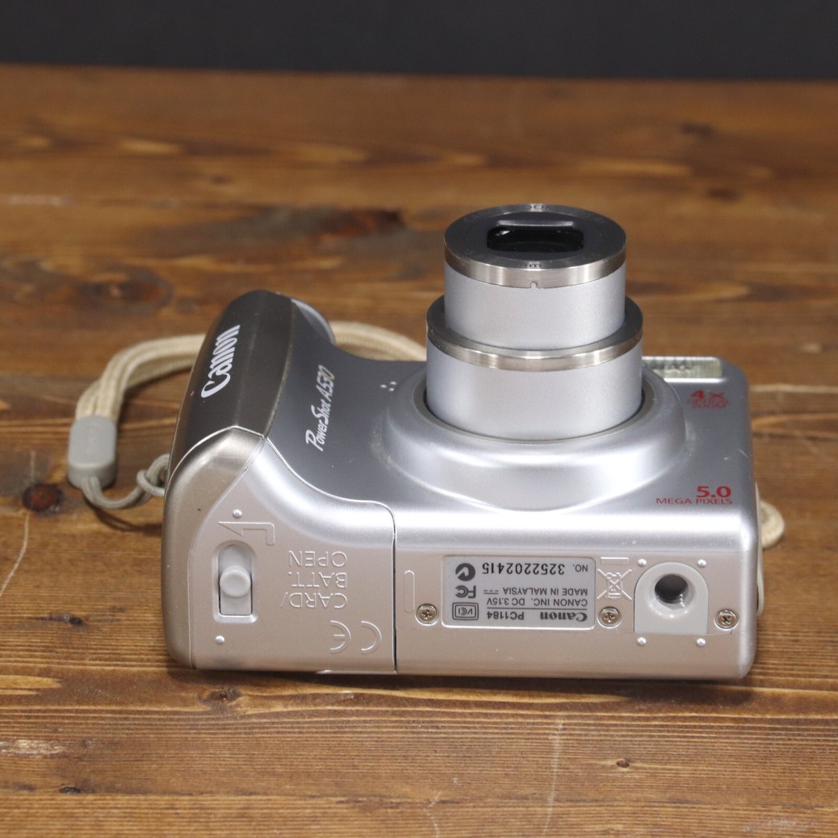 Canon PowerShot A530 5MP Digital Camera 4x Zoom 2GB SD, Case, Cord