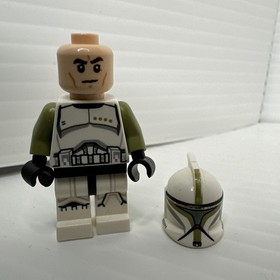 LEGO&reg; Star Wars Clone Trooper Sergeant Minifigure Green Phase 1 75000 sw0438