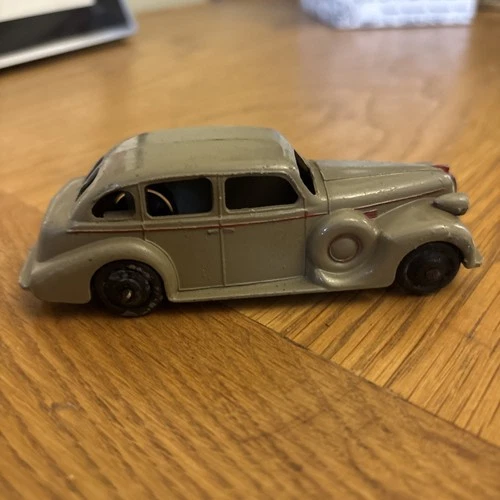 1940/50's Dinky Toys American Buick Viceroy Saloon -  Dinky Toys American Cars