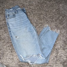 American Eagle Super High-Rise Strigid Curvy Mom Jean Size 4