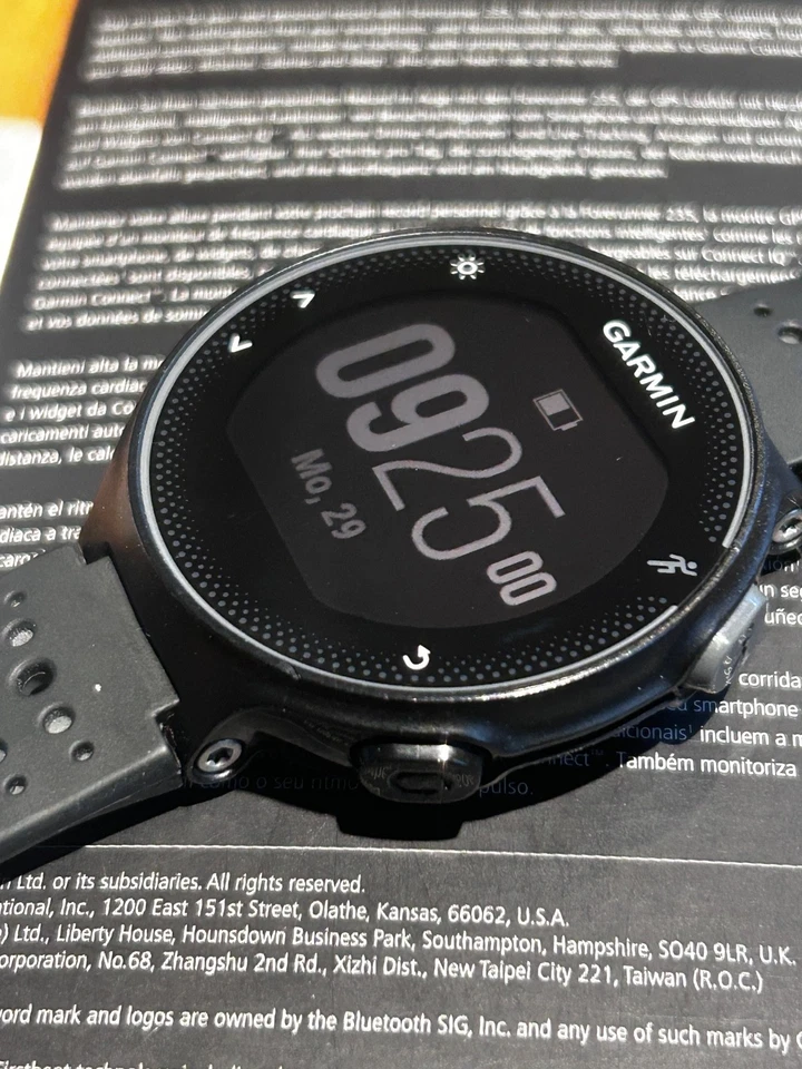 Garmin forerunner 235 guter zustand in OVP GPS Laufuhr - Bild 2 von 4