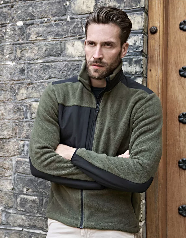 Fleece with cheap chest pocket