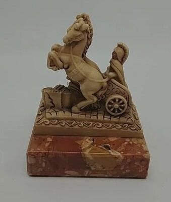 Miniature Roman Centurion on Chariot Figure On Marble Base ROMA (B2-B5)