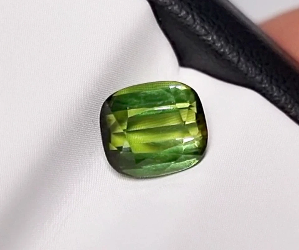 IF 1.50Ct Natural Tourmaline gemstone, 7,1x6,3x4,1mm, Radiant cut, Afghanistan - Image 4 of 4