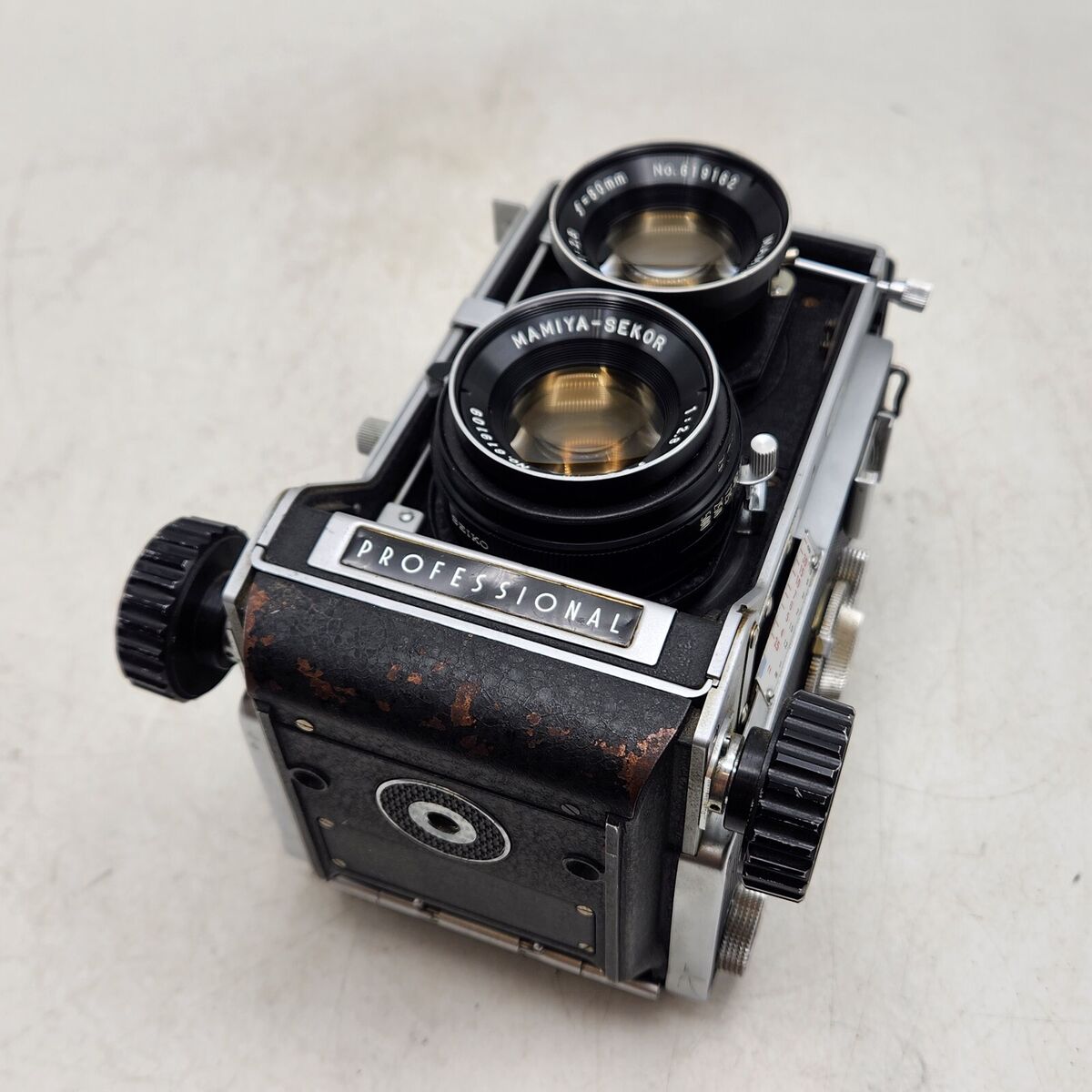 Vintage Mamiya C33 Professional 6x6 TLR Camera w/ Sekor 80mm Vintage Mamiya C33 Professional 6x6 TLR Camera w/ Sekor 80mm