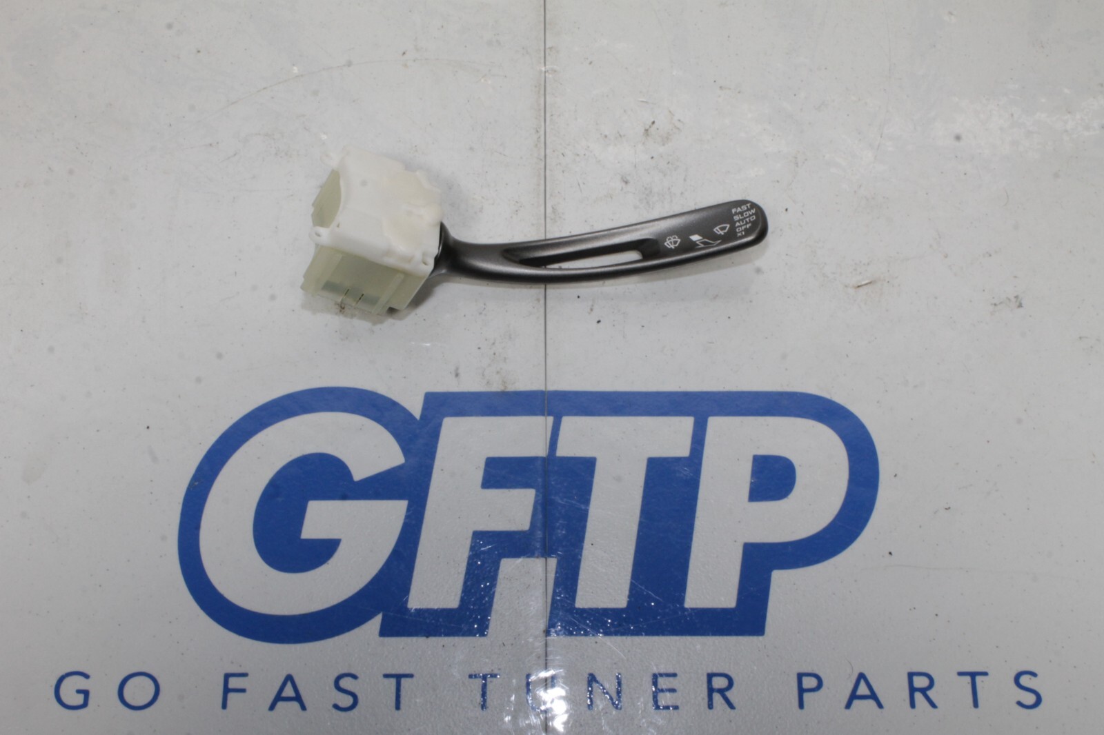 12-14 MCLAREN MP4-12C 570 650 OEM RH WINDSHIELD WIPER STALK SILVER COMPLETE 13
