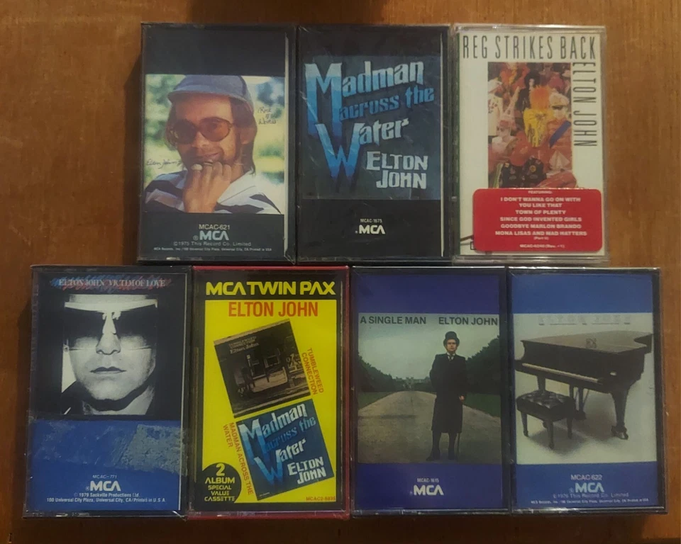 Elton John Cassette Tapes Lot Of 7 ALL Brand New Sealed MCA Records Foto 2 de 3