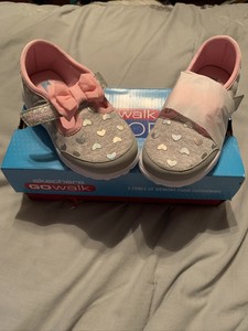 skechers infant size 9