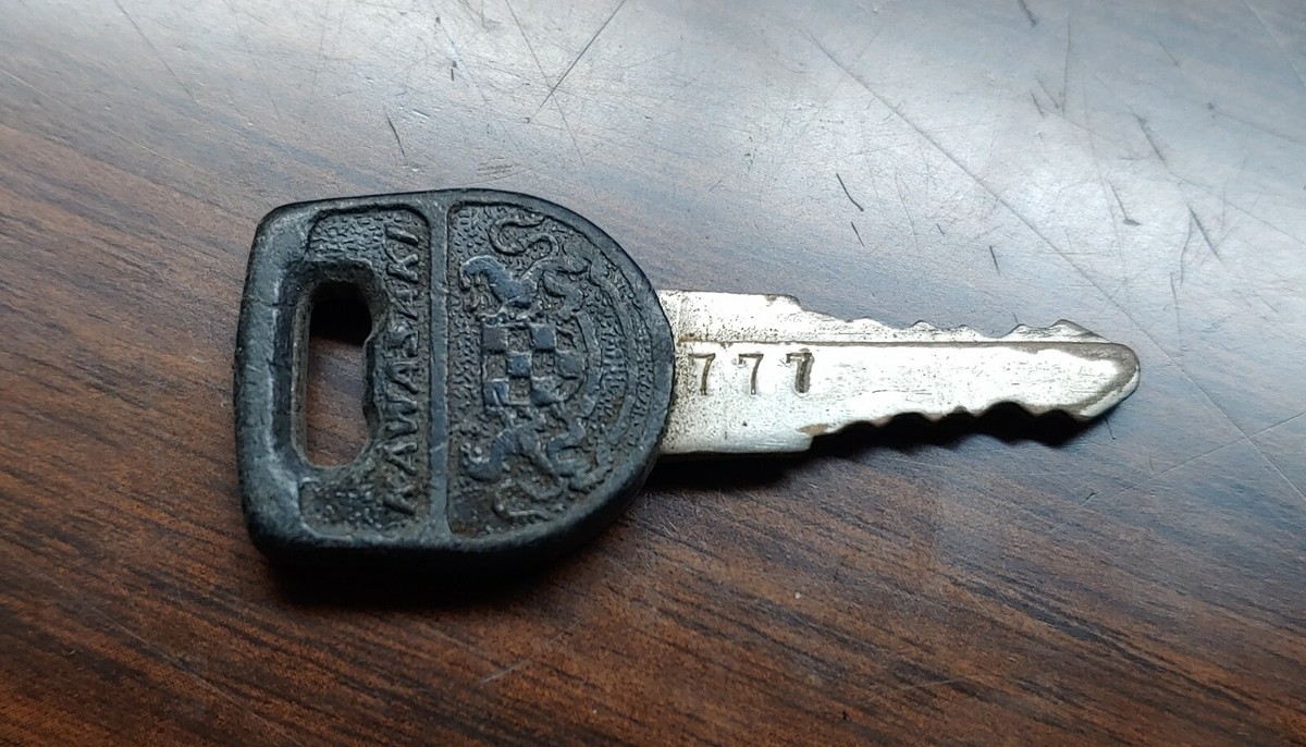 Kawasaki OEM Lion Heads Key #777 | eBay