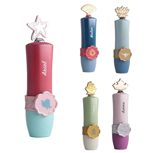 disney-princess-blind-box-chapstick-holder-keychain-1-random-lip-balm