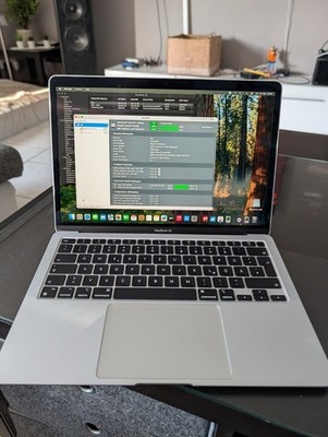 Neuwertiges Apple MacBook Air 10.1'' M1 (2020) 8GB 512GB SSD