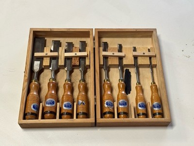 (Excellent) Set of 8 Vintage E A Berg Beaver Chisels Eskilstuna, Sweden, in box