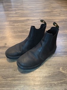 Dr. Martens Cabrillo Chelsea boots. Slip-On Style. Size 8  Pre Owned Dr. Martens M Chelsea Boots for Men for Sale | Shop New  main image 3